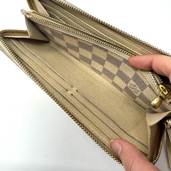 Louis Vuitton Zippy Wallet – Damier Azur Canvas – Zip Around Classic - Picture 9 of 12